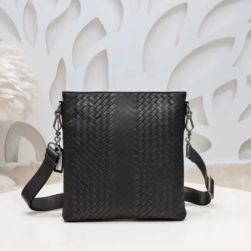 All categories 💚 Top version men’s bags 💚 BV 2024 new BV crossbody bag